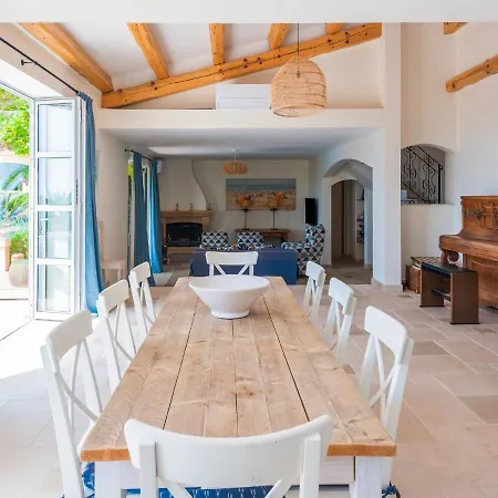 Sea View With Pool * Валлорис