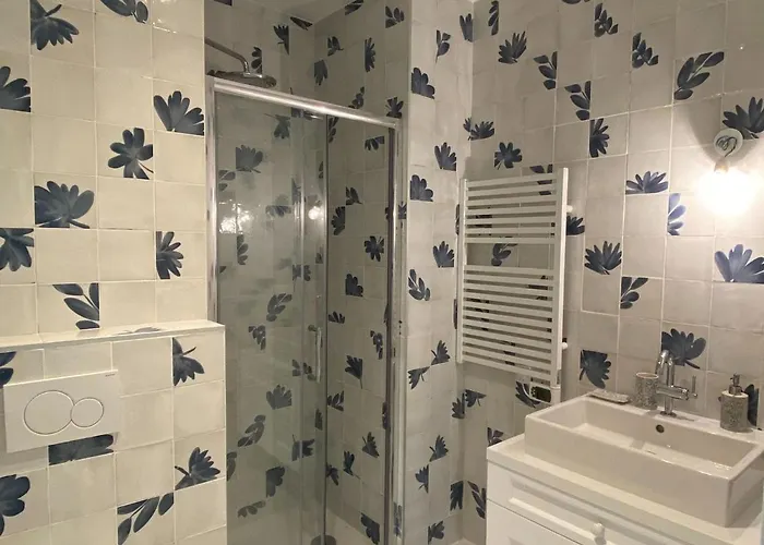 ヴィラ Sea View With Pool *