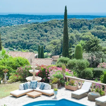 Villa Near Cannes With Pool And Views Vallauris