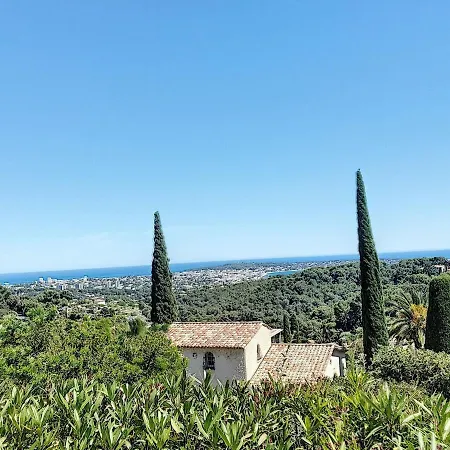 Villa Near Cannes With Pool And Views