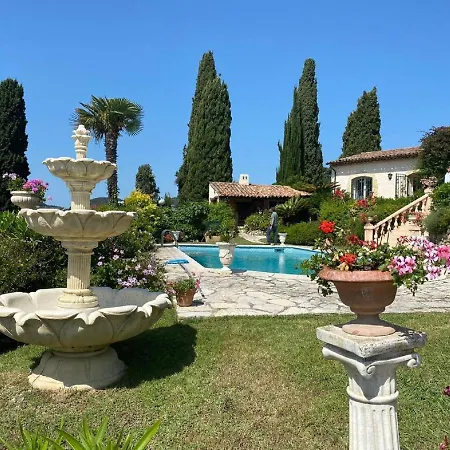 Near Cannes With Pool And Views Villa